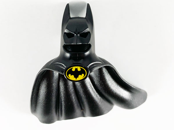 Minifigure, Headgear Head Cover, Cowl with Pointed Ears, Sweeping Cape with Complex Batman Bat Logo Pattern