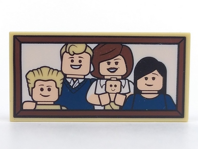 Tile 2 x 4 with Parr Family Photo Pattern