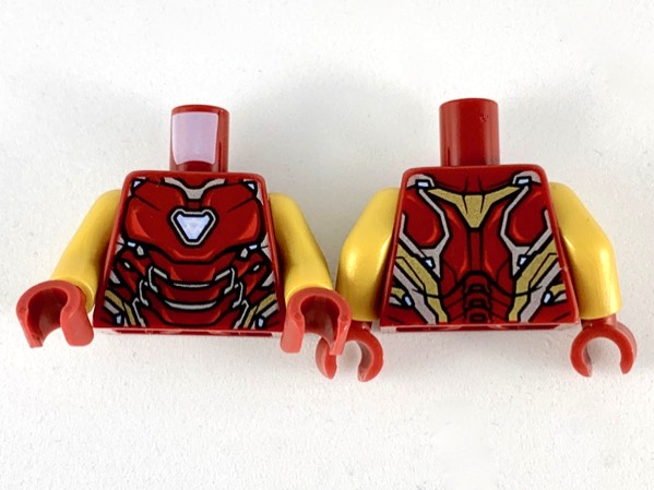 Torso Armor with Thin Red Markings, Bright Light Blue Triangular Arc Reactor, Silver and Gold Trim Pattern / Pearl Gold Arms / Dark Red Hands